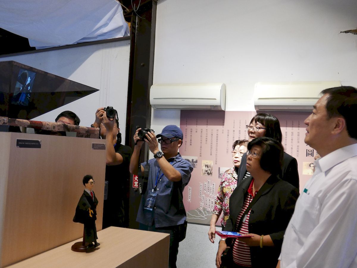 An installation featuring virtual images.