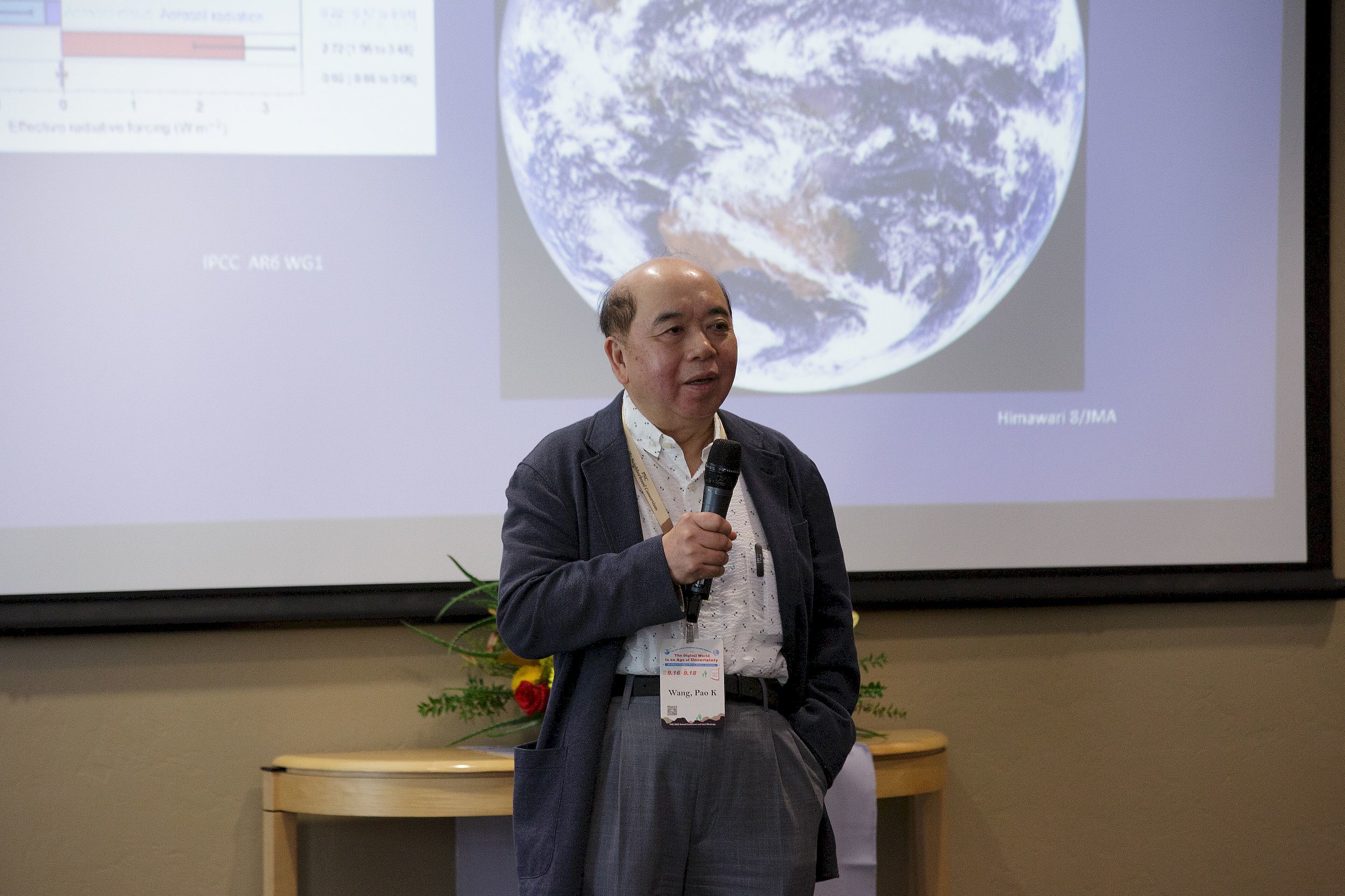 Pao K. Wang, Academician of Academia Sinica, delivered his keynote speech on 