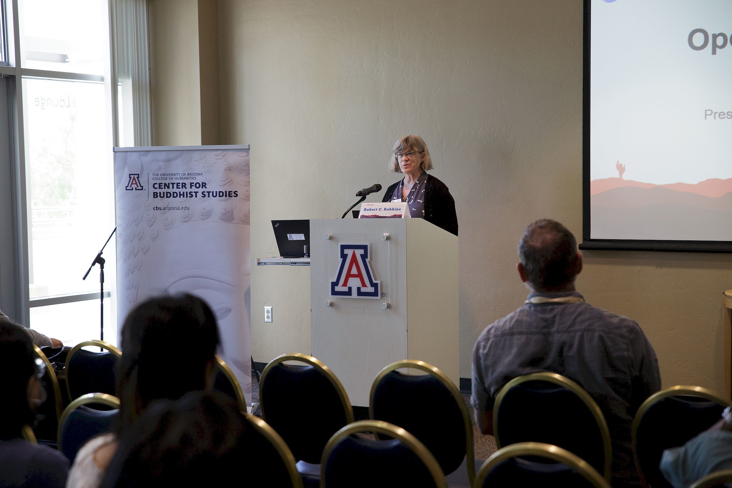 Kimberly A. Jones, Vice Dean for Academic Affairs in the College of Humanities of the University of Arizona, gave her opening remarks at the opening ceremony (Photo credit: Academia Sinica).