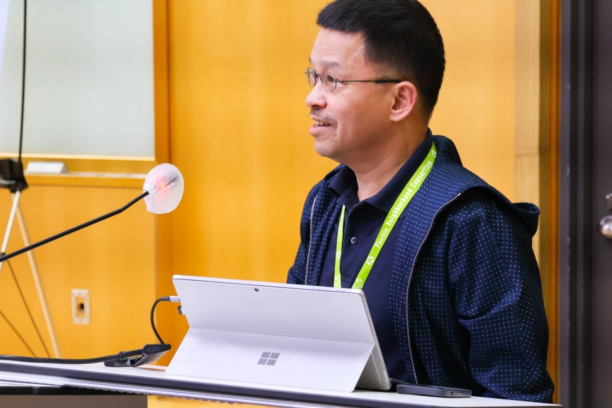 Professor Yi-Ping Hung from the Department of Computer Science and Information Engineering, National Taiwan University, discussed in his keynote speech the era of accelerated advancement in Metaverse technology and what kind of post-human beings we will become.